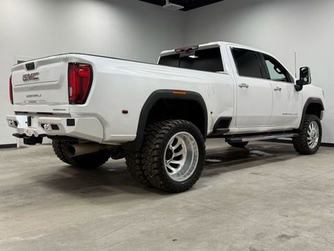 Used 2021 GMC Sierra 3500 Denali w/ Denali Ultimate Package image 12