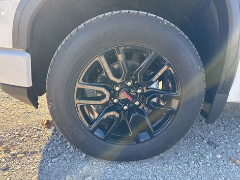 New 2026 GMC Sierra 1500 Elevation w/ Preferred Package image 32