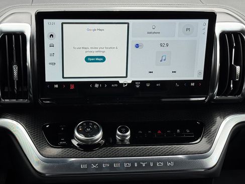 New 2026 Ford Expedition Platinum image 11