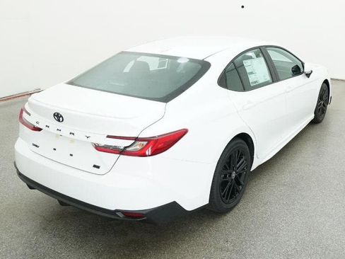 New 2026 Toyota Camry SE image 8