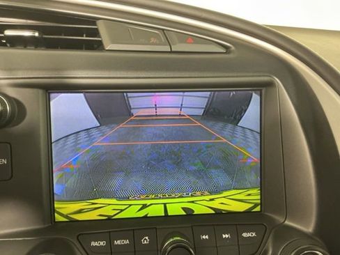 Used 2015 Chevrolet Corvette Stingray Convertible RWD image 21