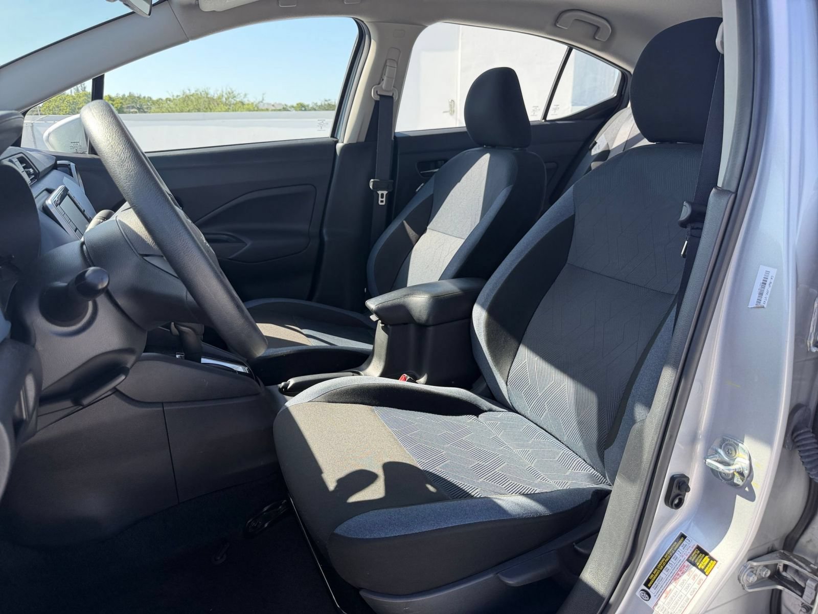 Used 2025 Nissan Versa SV FWD image 21