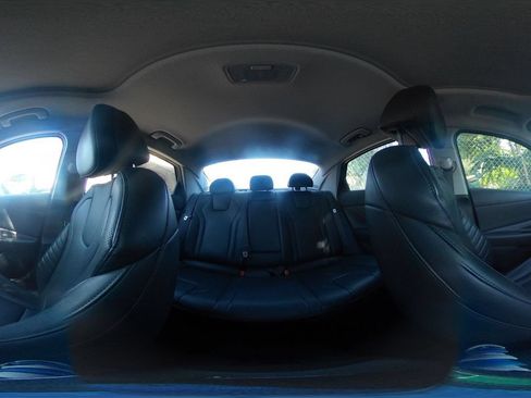 Used 2025 Hyundai Elantra Limited FWD image 43