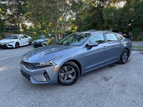 Used 2024 Kia K5 LXS image 2