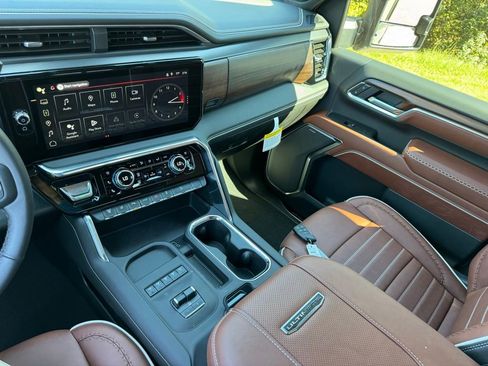 New 2026 GMC Sierra 2500 Denali Ultimate image 29