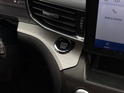 Used 2020 Ford Explorer XLT w/ Equipment Group 202A AWD/4WD image 29