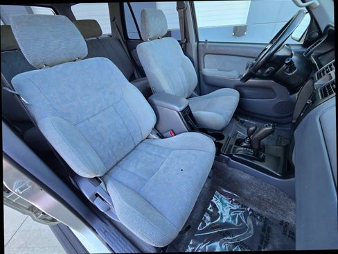 Used 2000 Toyota 4Runner SR5 AWD/4WD image 15