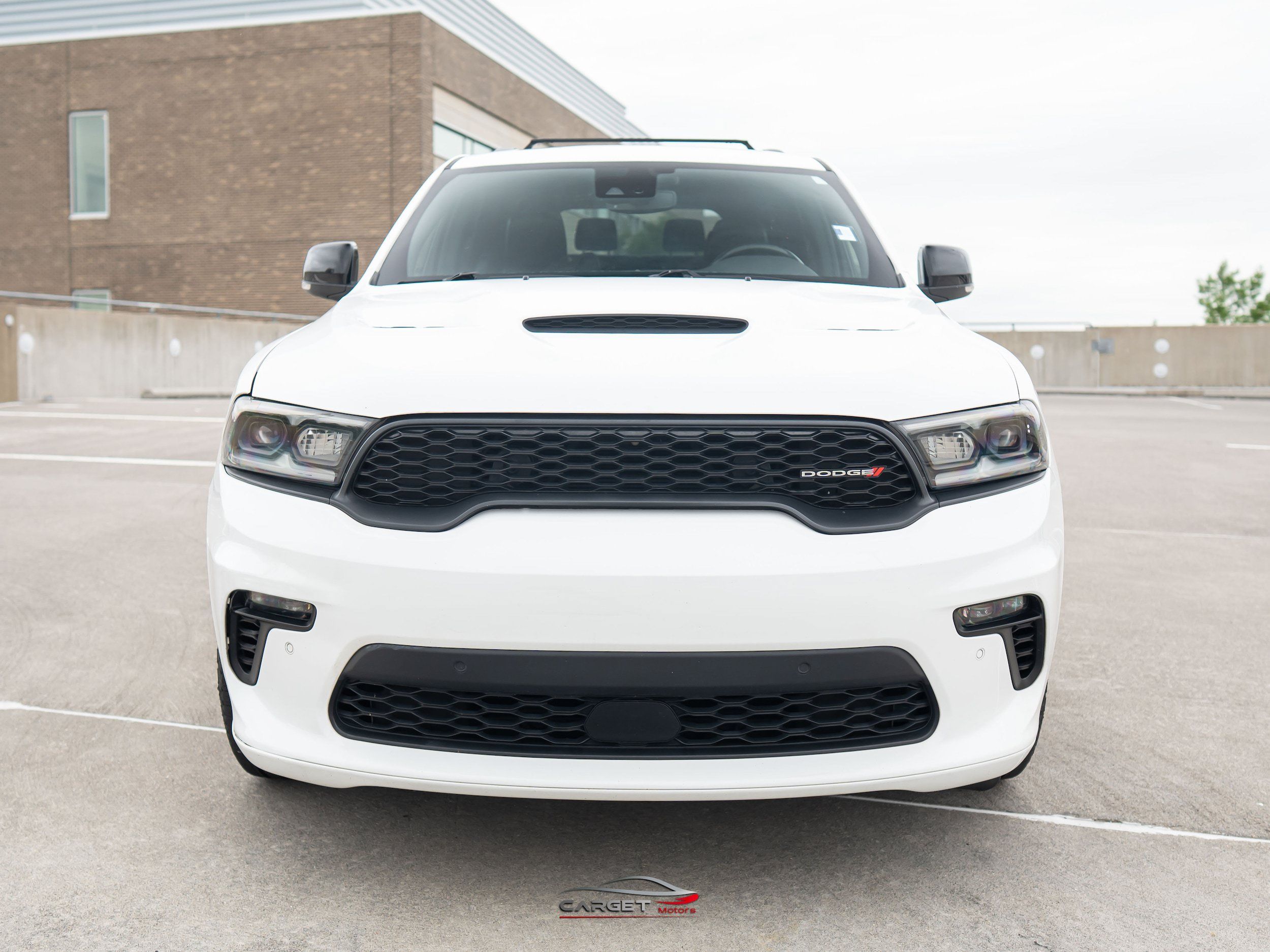 Used 2023 Dodge Durango R/T RWD image 2