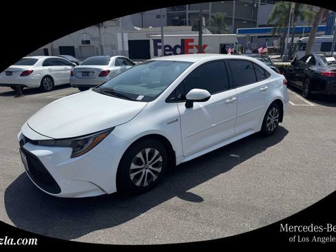 Used 2021 Toyota Corolla LE w/ Carpet Mat Package (TMS) FWD image 1