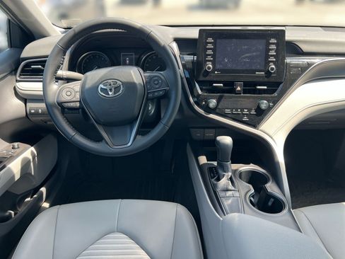 Used 2024 Toyota Camry SE FWD image 16