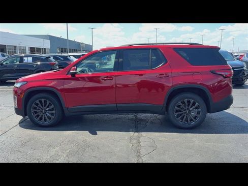 Certified 2024 Chevrolet Traverse RS w/ LPO, Floor Liner Package AWD/4WD image 5