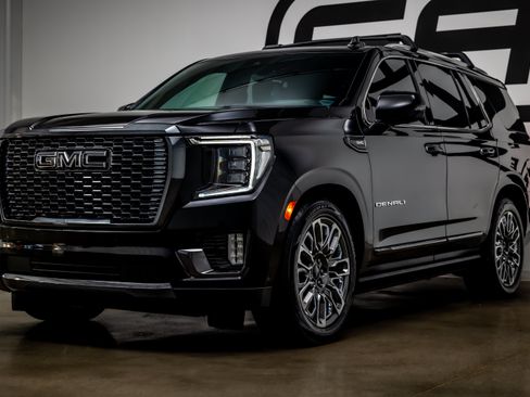 Used 2024 GMC Yukon Denali Ultimate AWD/4WD image 29