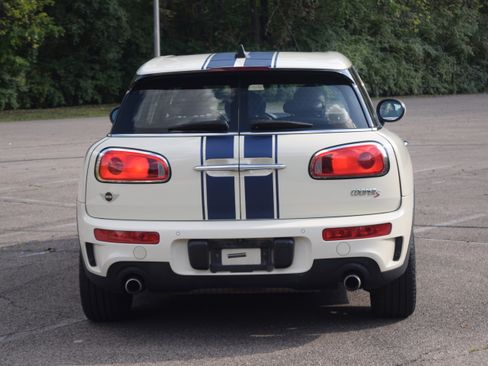 Used 2019 MINI Cooper Clubman S image 25