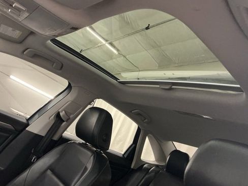 Used 2019 Volkswagen Jetta SEL image 16