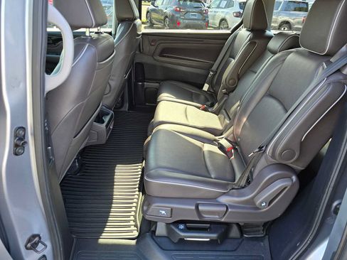 Used 2024 Honda Odyssey Elite image 18