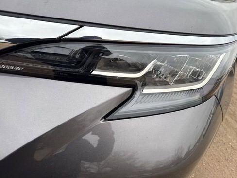 Used 2023 Toyota Sienna LE image 10