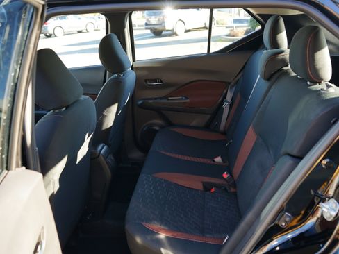 Used 2024 Nissan Kicks SR image 22