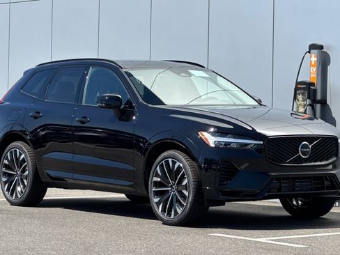 New 2026 Volvo XC60 T8 Ultra w/ Climate Package AWD/4WD image 7