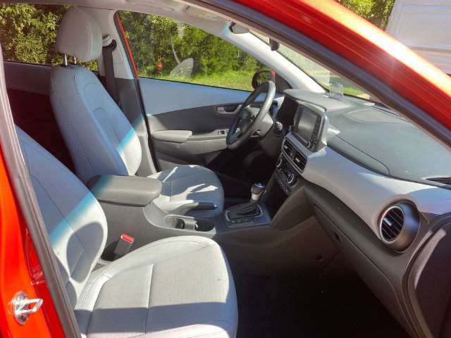 Used 2019 Hyundai Kona Ultimate FWD image 35