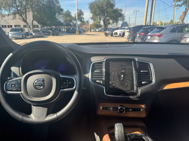 Used 2024 Volvo XC90 B5 Plus w/ Protection Package Premier AWD/4WD image 9