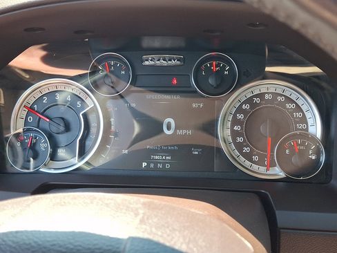 Used 2018 RAM 1500 Laramie w/ Convenience Group AWD/4WD image 26