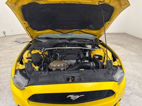 Used 2015 Ford Mustang Premium RWD image 9