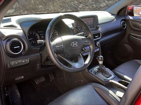 Used 2021 Hyundai Kona Limited image 12