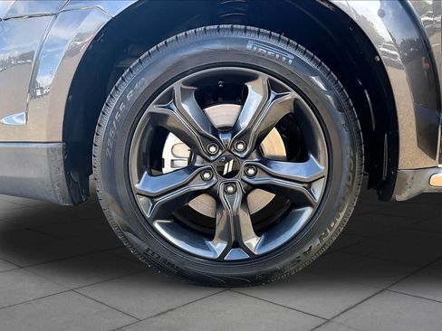 Used 2020 Dodge Journey Crossroad FWD image 10