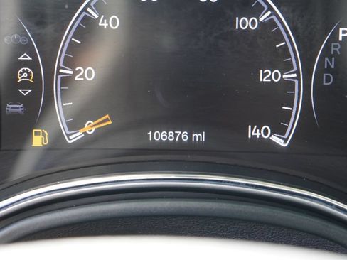Used 2020 Jeep Grand Cherokee Laredo w/ Security & Convenience Group AWD/4WD image 19
