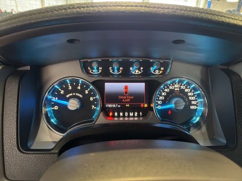 Used 2014 Ford F150 Platinum image 9