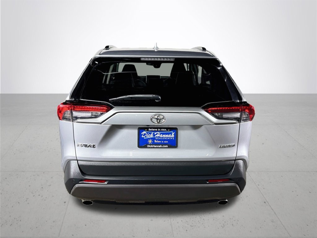 Used 2019 Toyota RAV4 Limited FWD image 7