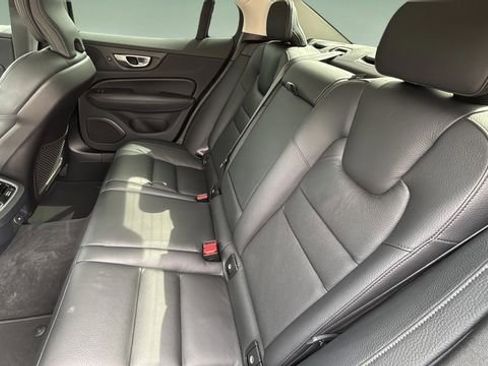 Used 2024 Volvo S60 B5 Ultimate w/ Climate Package AWD/4WD image 19
