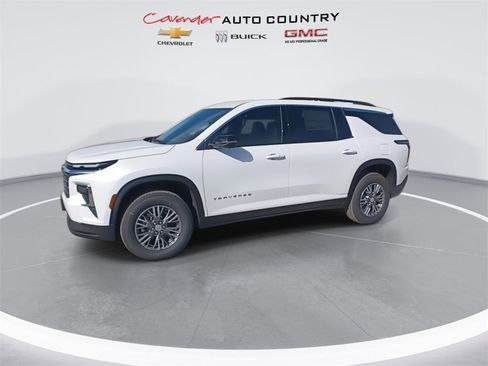 New 2025 Chevrolet Traverse LT w/ Enhanced Driving Package image 4