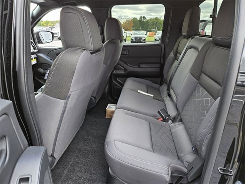 New 2026 Nissan Frontier SV w/ SV Convenience Package image 5