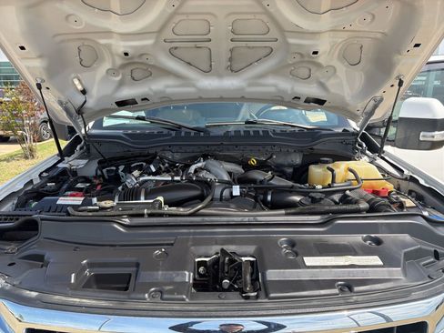 Used 2020 Ford F250 Lariat w/ Tremor Off-Road Package image 12