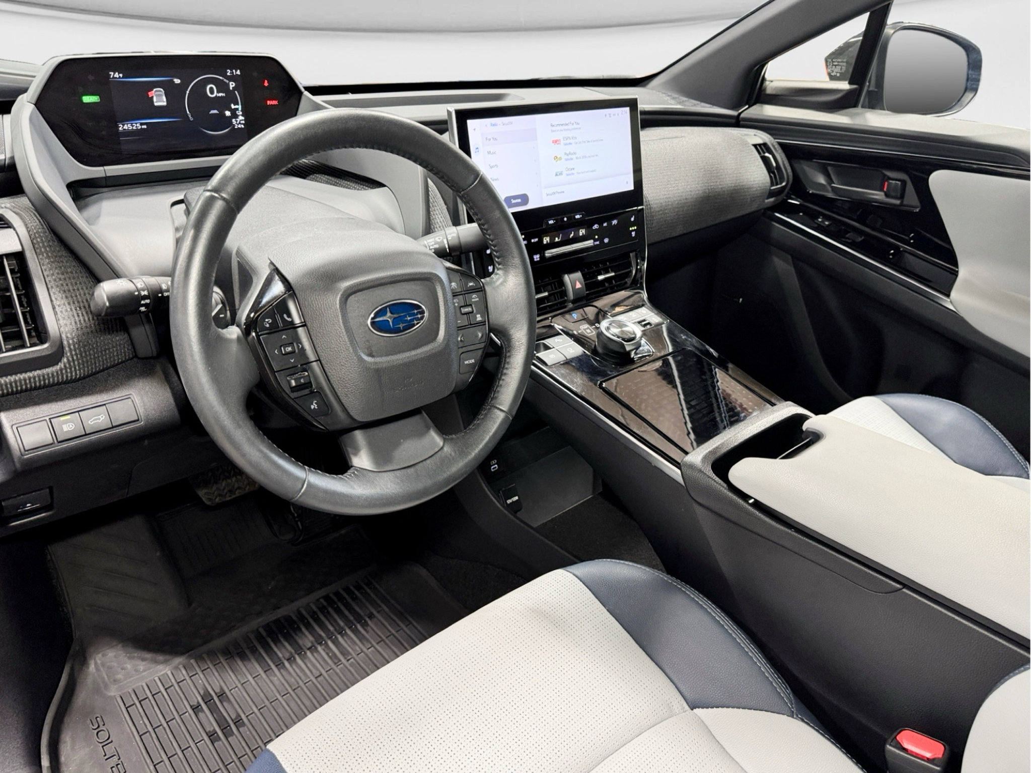 Used 2023 Subaru Solterra AWD image 16