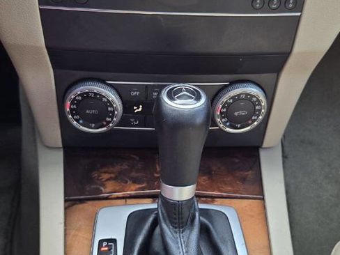 Used 2010 Mercedes-Benz GLK 350 4MATIC image 20