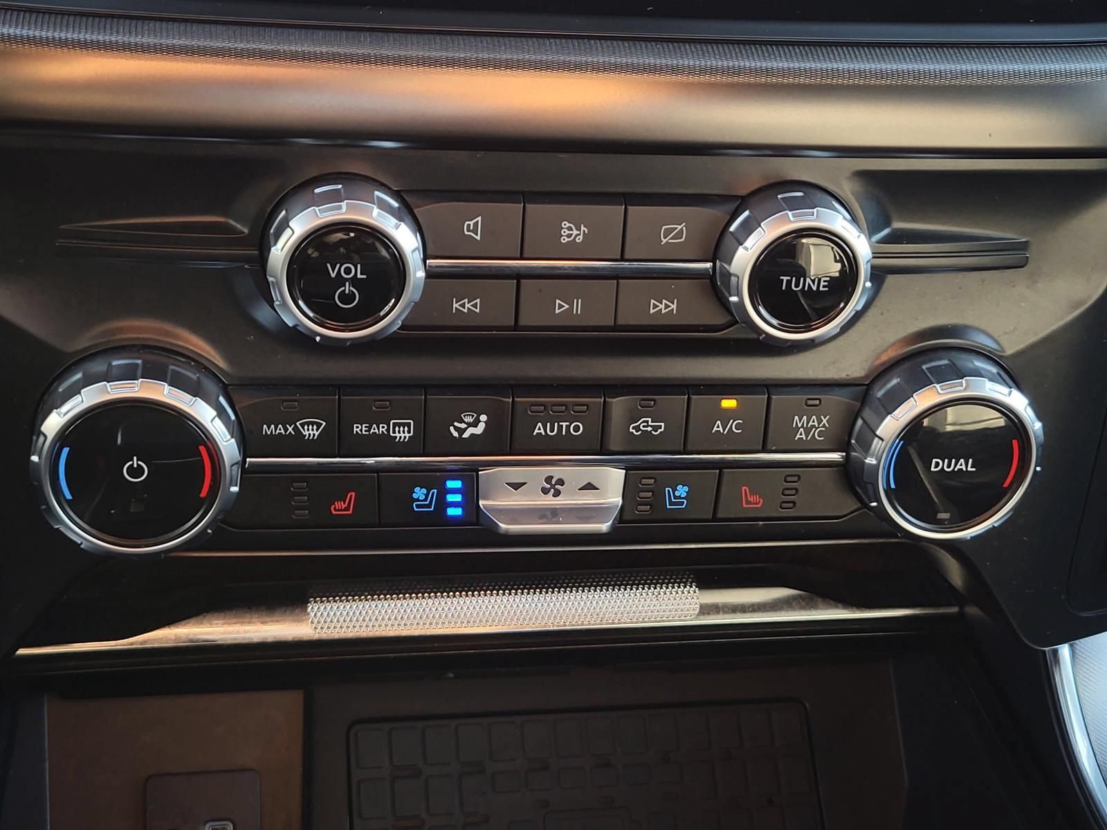 Used 2023 Ford F150 Platinum w/ Equipment Group 701A High AWD/4WD image 22