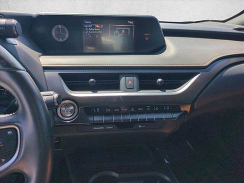 Used 2022 Lexus UX 200 UX 200 w/ Accessory Package (Z1) image 14