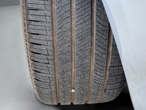 New 2026 Land Rover Range Rover Autobiography image 11