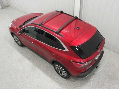 Used 2020 Ford Escape Titanium AWD/4WD image 6