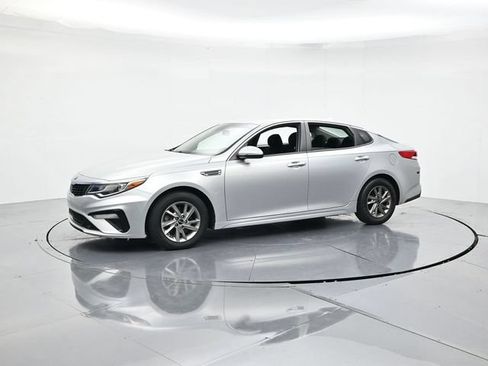 Used 2020 Kia Optima LX FWD image 5