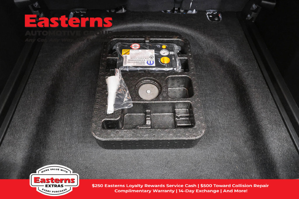 Used 2024 Jeep Compass Latitude AWD/4WD image 22