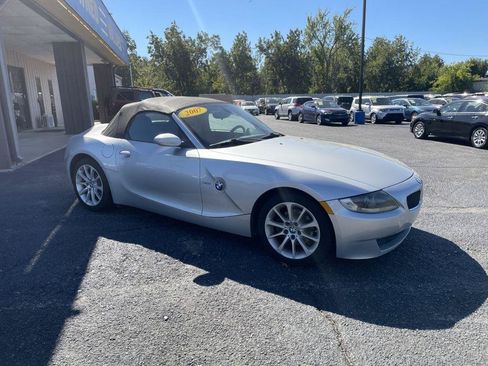 Used 2007 BMW Z4 3.0i RWD image 4