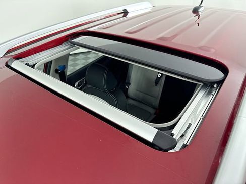 New 2026 Hyundai Venue FWD image 35