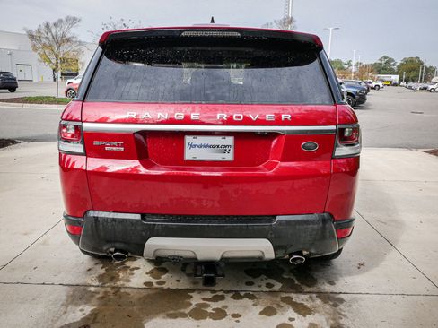 Used 2017 Land Rover Range Rover Sport HSE image 10