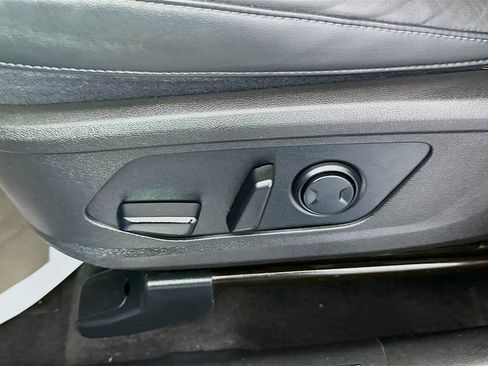 Used 2021 Kia Sorento SX image 19