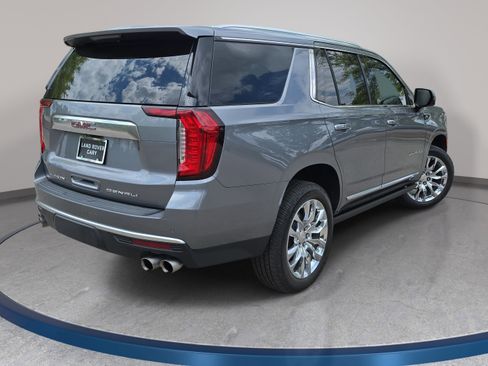 Used 2021 GMC Yukon Denali w/ Denali Premium Package AWD/4WD image 5