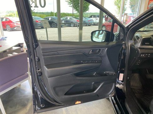 Used 2024 Honda Odyssey Sport image 13