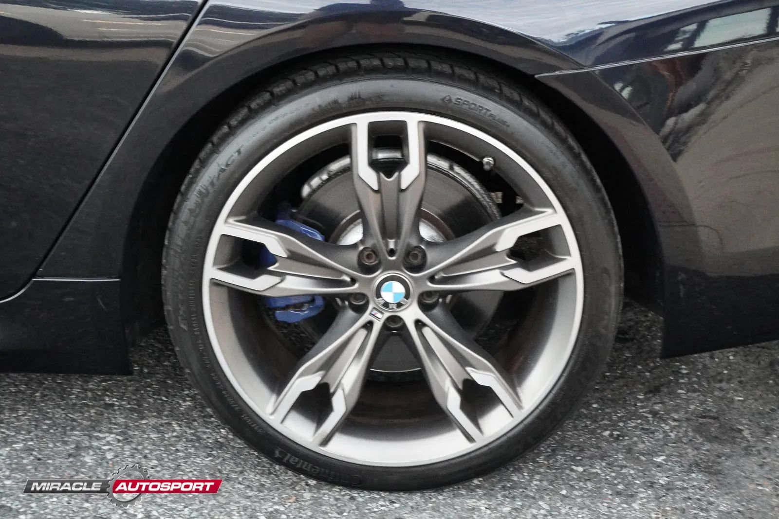 Used 2018 BMW M550i xDrive AWD/4WD image 12